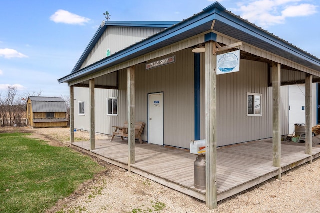 2956 Welland Rd, Earlville, IL 60518 - exterior space featuring an outdoor structure