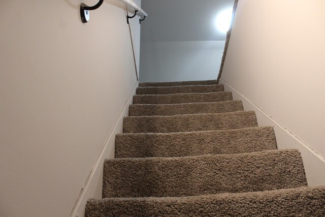 10820 S Eggleston Ave, Chicago, IL 60628 - photo 17