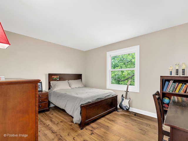 2 Stirrup Cup Ct, Saint Charles, IL 60174 - bedroom featuring wood finished floors and baseboards