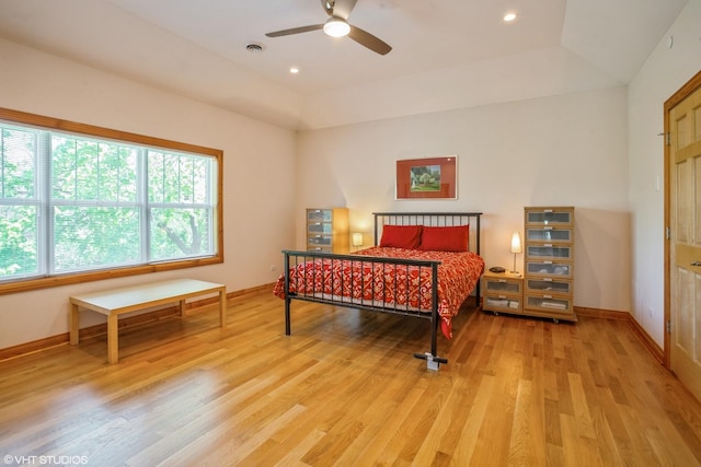 905 Basswood St, Hoffman Estates, IL 60169 - bedroom featuring light wood finished floors, baseboards, recessed lighting, and a ceiling fan