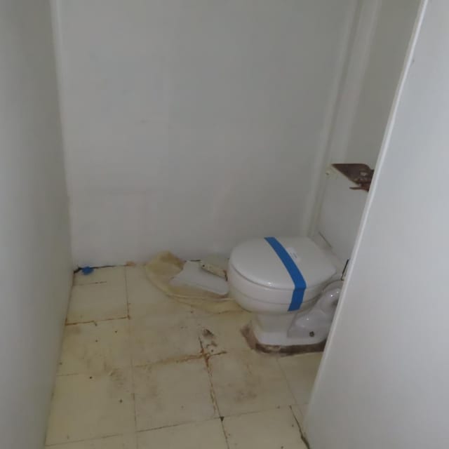 4938 W Wrightwood Ave, Chicago, IL 60639 - bathroom with toilet