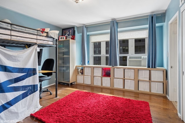 3180 N Lake Shore Dr Unit 15A, Chicago, IL 60657 - bedroom with wood finished floors