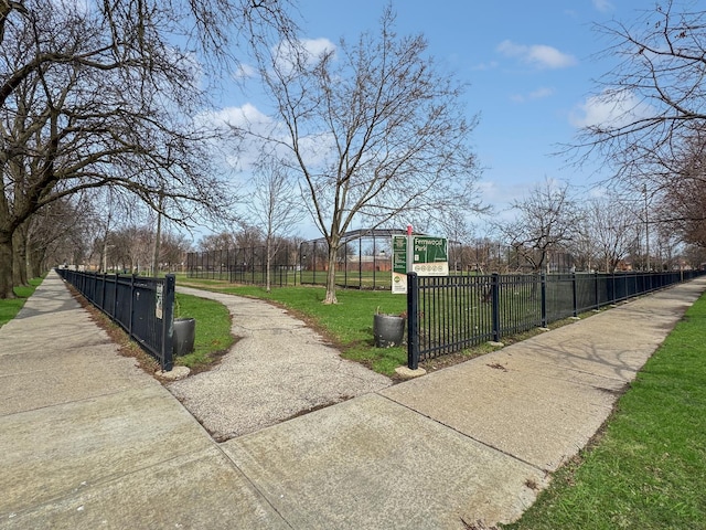 608 W 107th St, Chicago, IL 60628 - view of home's community