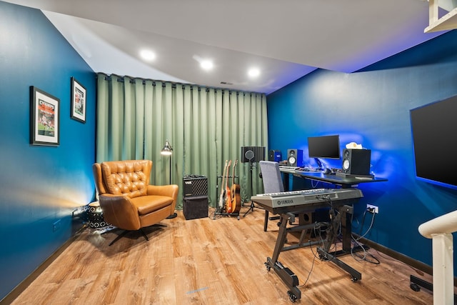 849 W Buckingham Pl Unit G, Chicago, IL 60657 - home office with baseboards, recessed lighting, and wood finished floors