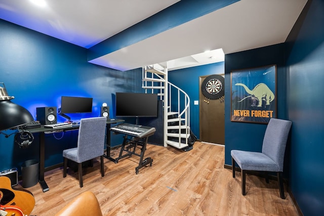 849 W Buckingham Pl Unit G, Chicago, IL 60657 - office area with wood finished floors