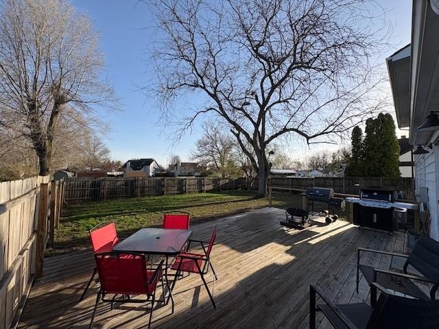 712 E Grant St, Watseka, IL 60970 - photo 4