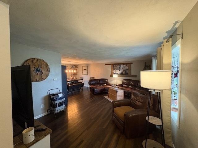 712 E Grant St, Watseka, IL 60970 - photo 6