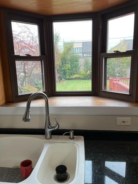 1911 N 73rd Ave N, Elmwood Park, IL 60707 - kitchen view of a sink