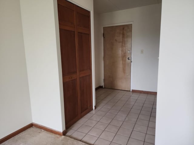 5011 S Valley Ln Unit 409, Streamwood, IL 60107 - hallway with baseboards