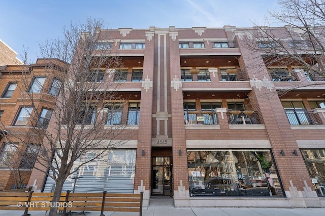 4845 N Damen Ave Unit 3S, Chicago, IL 60625 - view of property