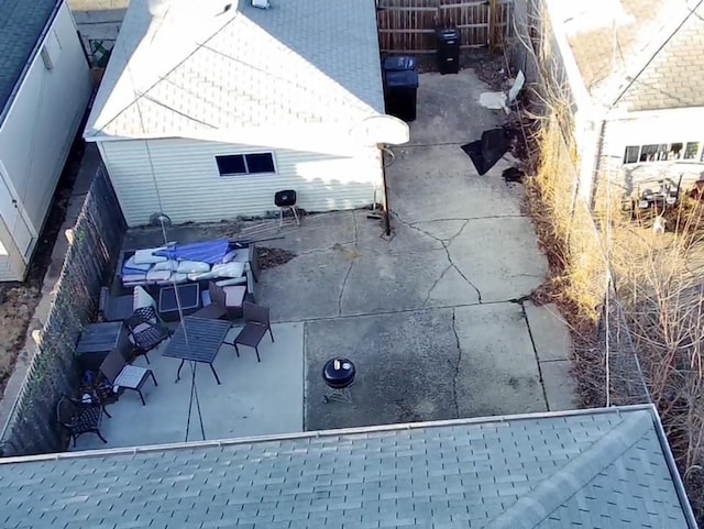 exterior space featuring a fenced backyard