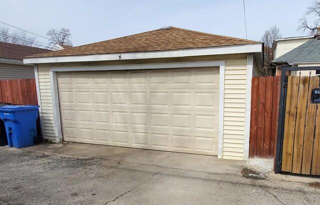 4627 W Schubert Ave, Chicago, IL 60639 - detached garage featuring fence