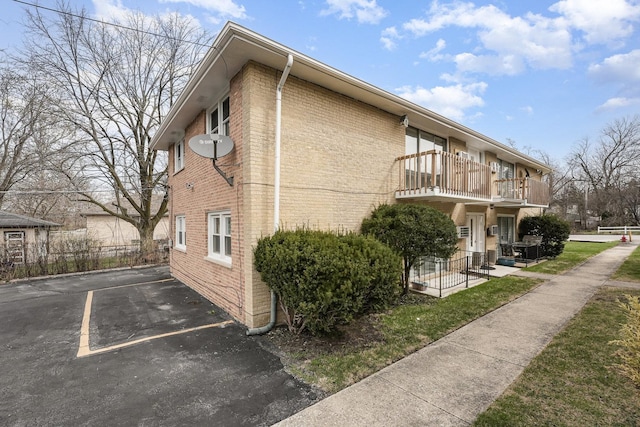 119 N Cliff St, Willow Springs, IL 60480 - view of side of property featuring a balcony and brick siding