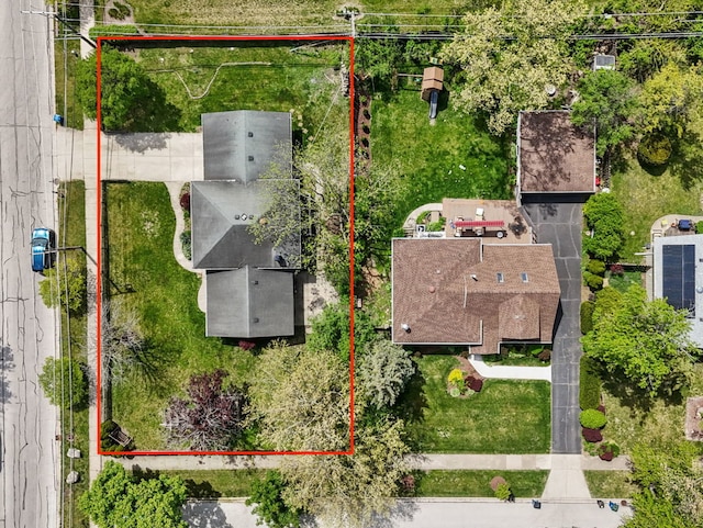 201 41st St, Downers Grove, IL 60515 - aerial overview of property's location with property parcel outlined
