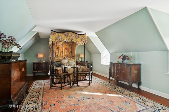1930 Camphill Cir, Inverness, IL 60067 - interior space with lofted ceiling, wood finished floors, and baseboards