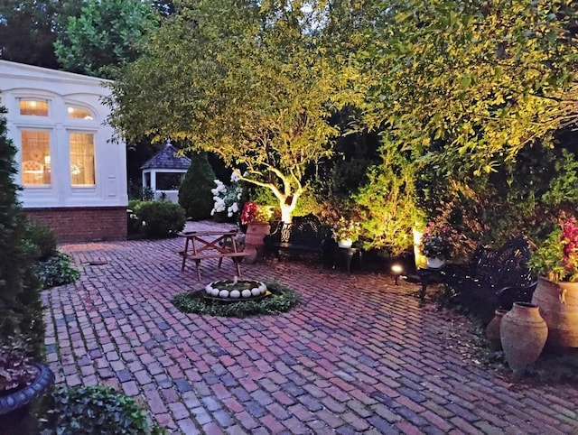 1930 Camphill Cir, Inverness, IL 60067 - view of patio