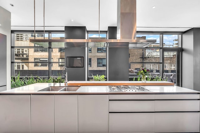 400 W Huron St Unit 501, Chicago, IL 60654 - detailed view of stainless steel gas stovetop and a sink