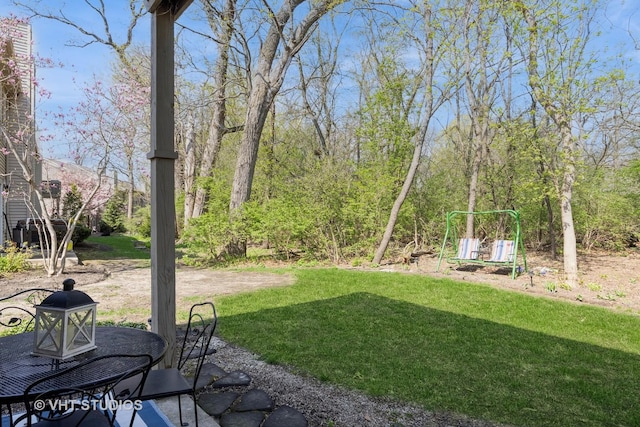 view of yard featuring a patio