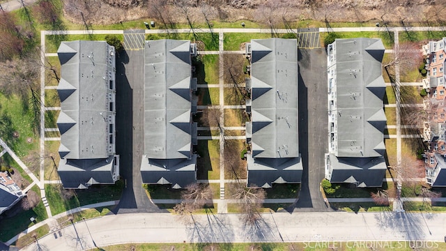 1045 Crane Pt, Elgin, IL 60124 - drone / aerial view