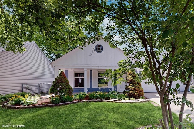 1704 Paddington Ave, Naperville, IL 60563 - view of front of home with a front yard, concrete driveway, and a garage