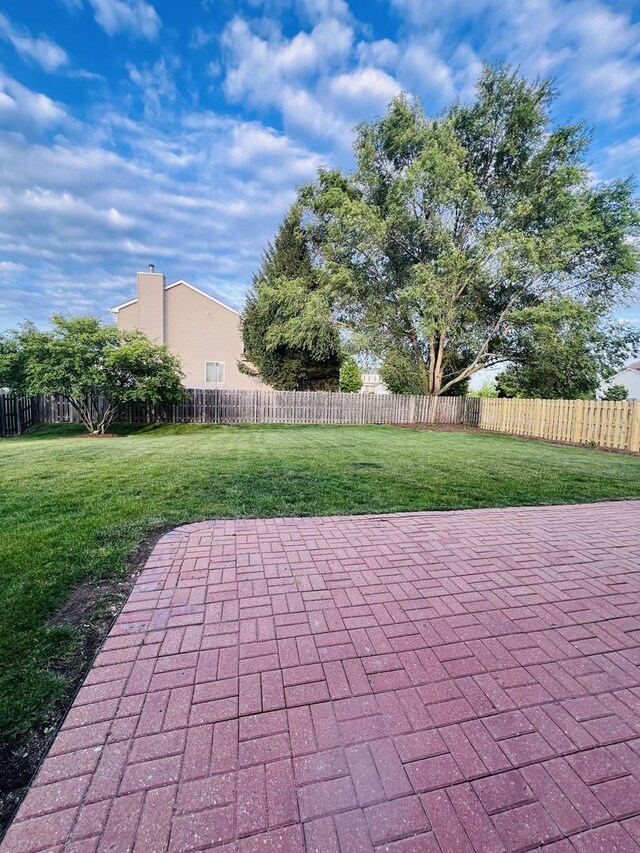 8 Honeysuckle Ct, Bolingbrook, IL 60490 - photo 12