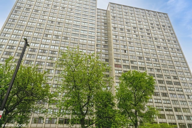 4850 S Lake Park Ave Unit 512, Chicago, IL 60615 - view of apartment building / complex
