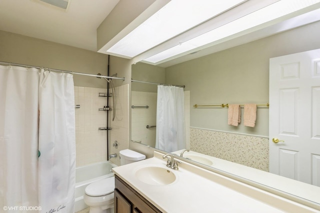 945 E Kenilworth Ave Unit 429, Palatine, IL 60074 - bathroom featuring toilet, vanity, and shower / bathtub combination with curtain