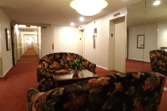 945 E Kenilworth Ave Unit 429, Palatine, IL 60074 - interior space with elevator, carpet floors, recessed lighting, and baseboards