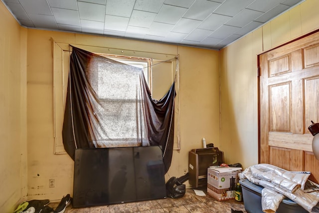 misc room with a wealth of natural light