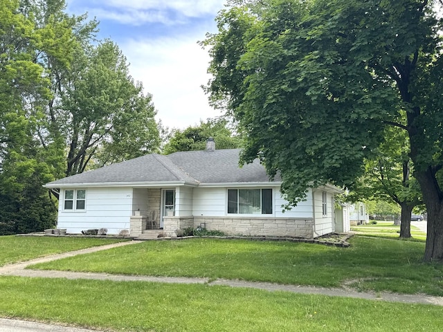 142 N Oak St, Herscher, IL 60941 - photo 1