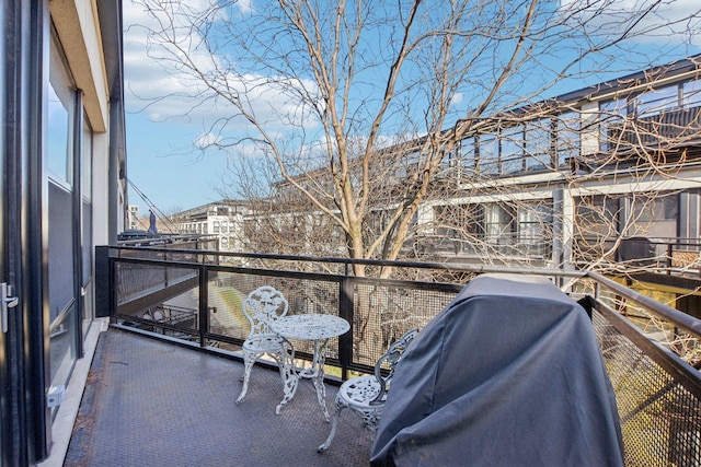 1070 W 15th St Unit 305, Chicago, IL 60608 - balcony featuring area for grilling