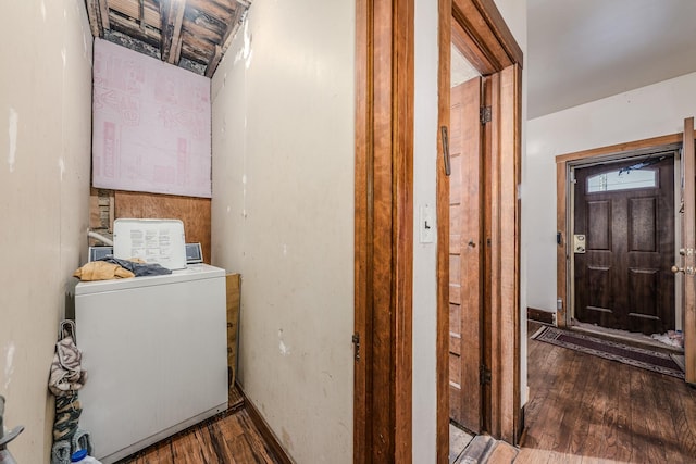 1317 N Harding Ave, Chicago, IL 60651 - corridor featuring washer / clothes dryer and wood finished floors