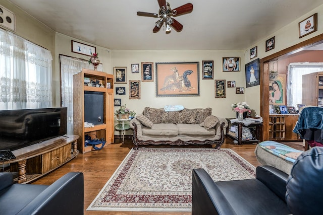 1317 N Harding Ave, Chicago, IL 60651 - living area featuring wood finished floors and ceiling fan