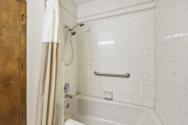 full bathroom featuring shower / tub combo with curtain