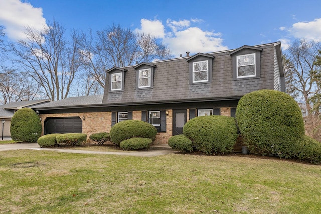 view of front of house featuring driveway, roof with shingles, an attached garage, brick siding, and a front lawn