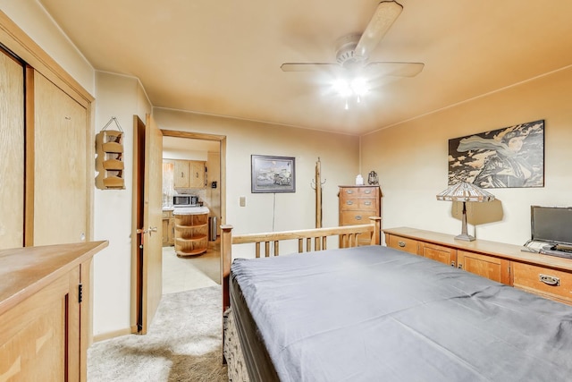 bedroom featuring ceiling fan