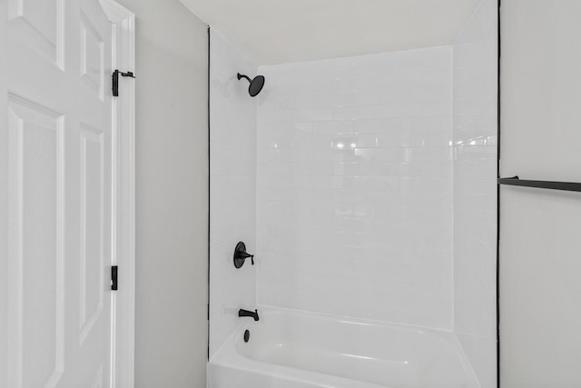 330 Paxton Ave, Calumet City, IL 60409 - full bath with bathtub / shower combination