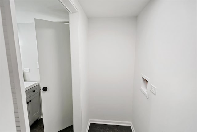 150 Serena Dr, Chicago Heights, IL 60411 - laundry area with baseboards, laundry area, and hookup for a washing machine