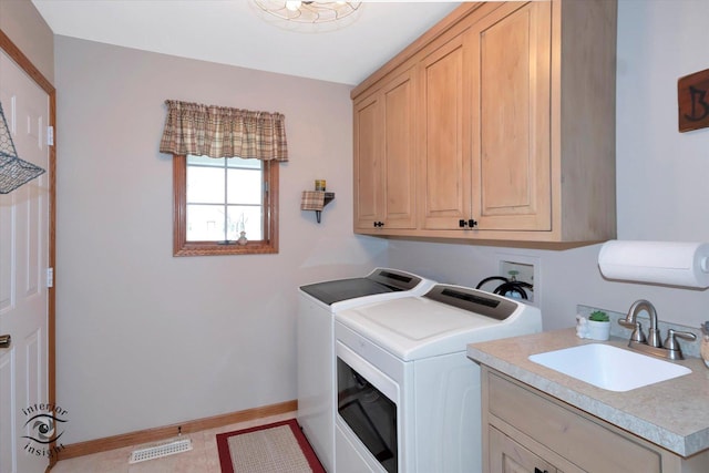274 N School St, Braidwood, IL 60408 - clothes washing area featuring baseboards, visible vents, cabinet space, washer and dryer, and a sink
