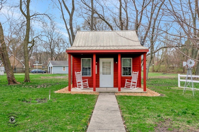 274 N School St, Braidwood, IL 60408 - view of outbuilding featuring an outbuilding
