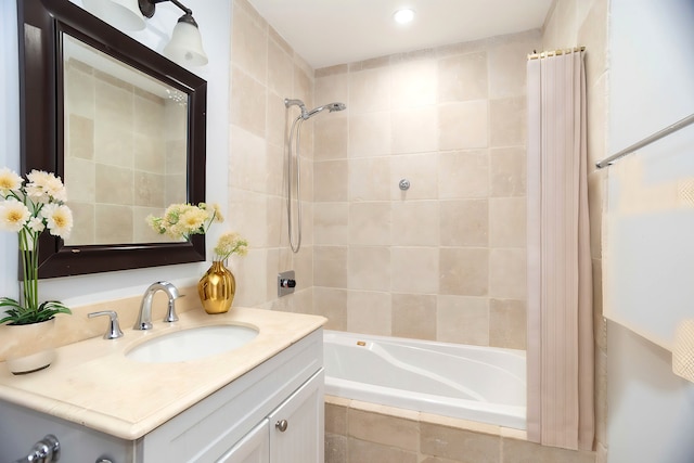 1745 W Cornelia Ave, Chicago, IL 60657 - bathroom with tiled shower / bath combo and vanity