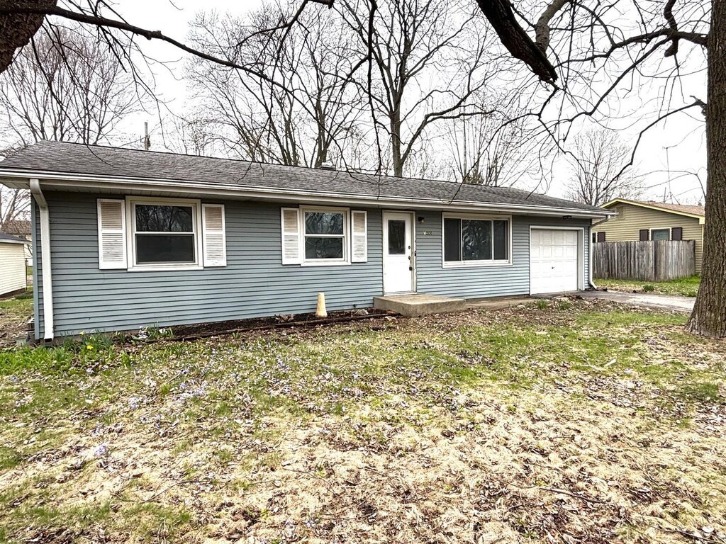 1208 Brandywine Cir, Batavia, IL 60510 - single story home featuring a garage and fence