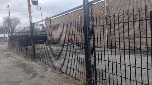 5629 S Western Ave, Chicago, IL 60636 - photo 4