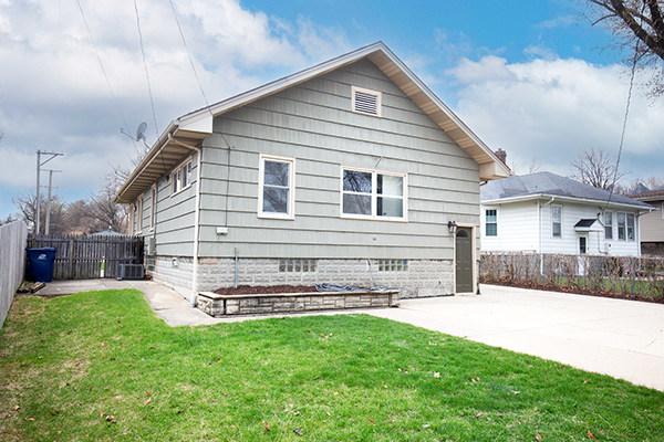 329 S Monterey Ave, Villa Park, IL 60181 - photo 9