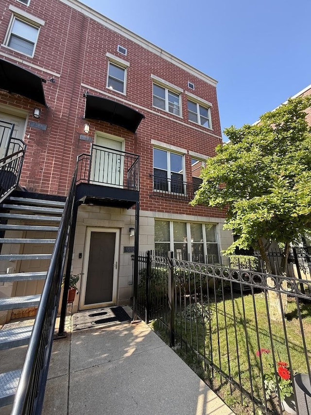 1333 N Burling St Unit B, Chicago, IL 60610 - view of building exterior
