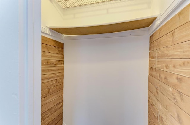26W441 Geneva Rd, Wheaton, IL 60187 - view of closet