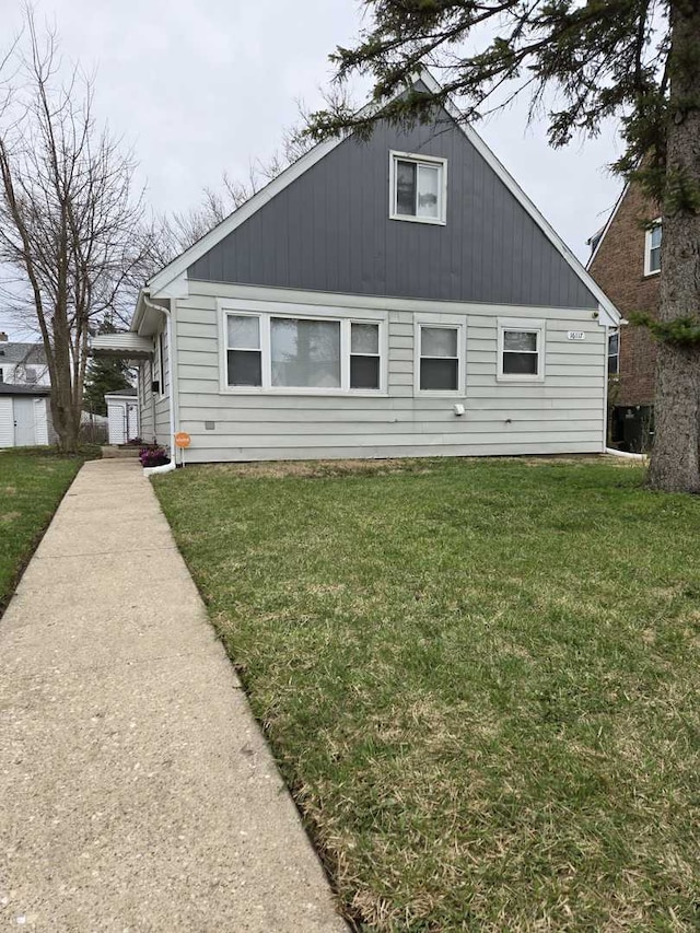 16117 Wolcott Ave, Markham, IL 60428 - back of property with a yard