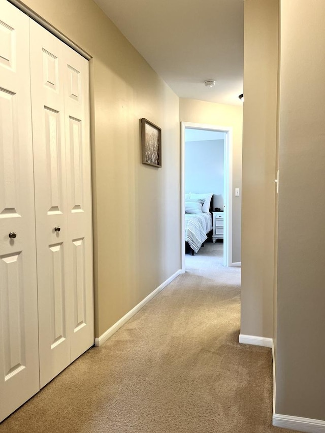 102 W Auburndale Ave, Cortland, IL 60112 - hall featuring baseboards and carpet