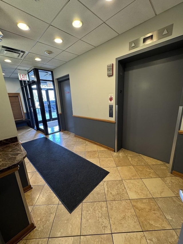 5924 N Lincoln Ave Unit 302, Chicago, IL 60659 - lobby featuring visible vents