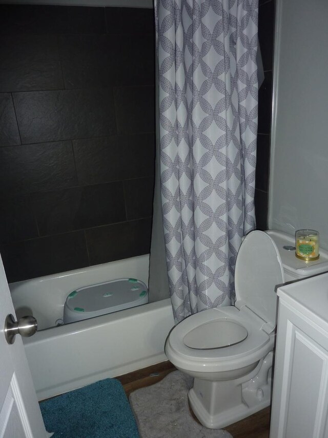 275 London Pl Unit 275, Wheeling, IL 60090 - bathroom with shower / tub combo and toilet